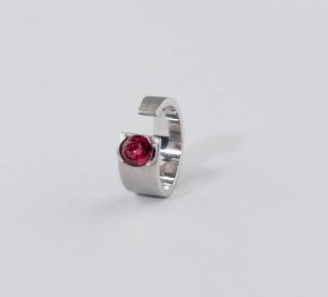 Spinel ring.