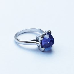 Tanzanite and diamond ring.