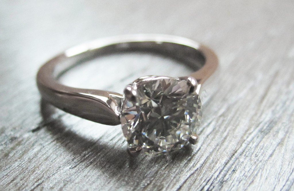 Diamond ring (Sold)
