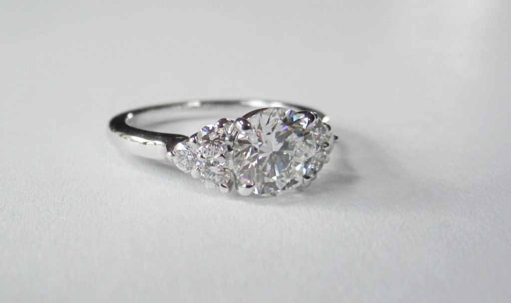 Diamond ring (Sold)