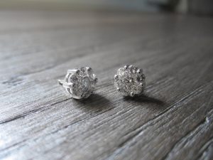 Diamonds earrings.