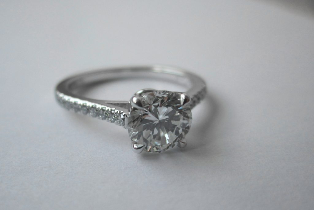 Diamond ring (Sold)