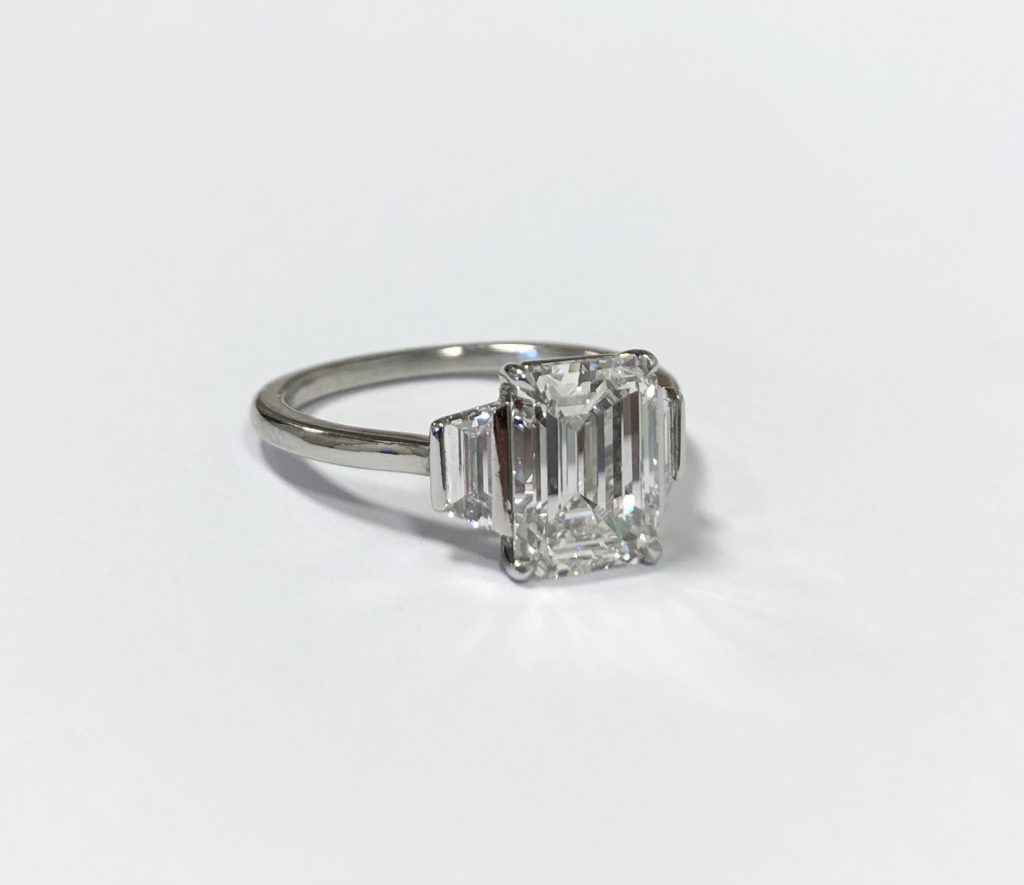 Diamond ring (Sold)