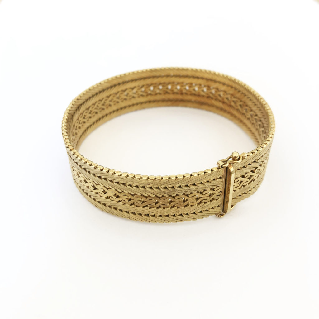 Gold ribbon bracelet (Sold)
