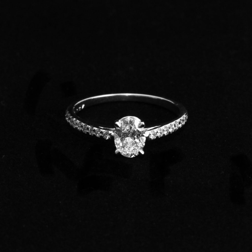 Diamond ring (Sold)