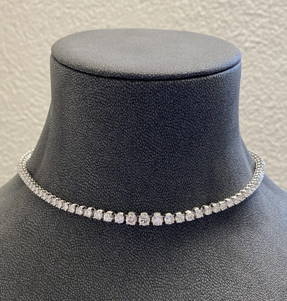 Gold and diamond riviere necklace (Sold)