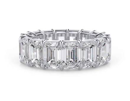 Alliance sur mesure en or gris et diamant