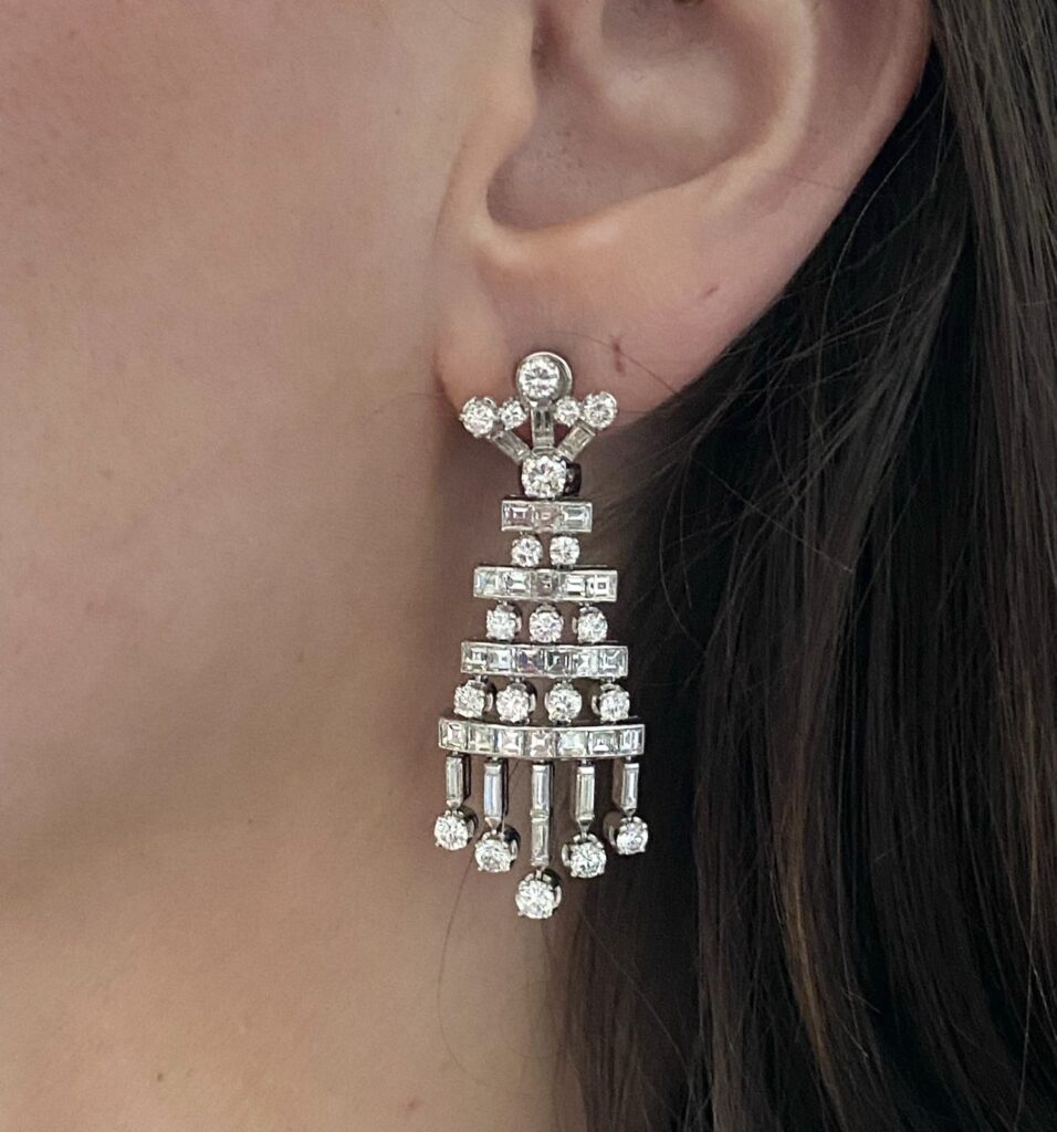 White gold and diamond “chandeliers” earrings