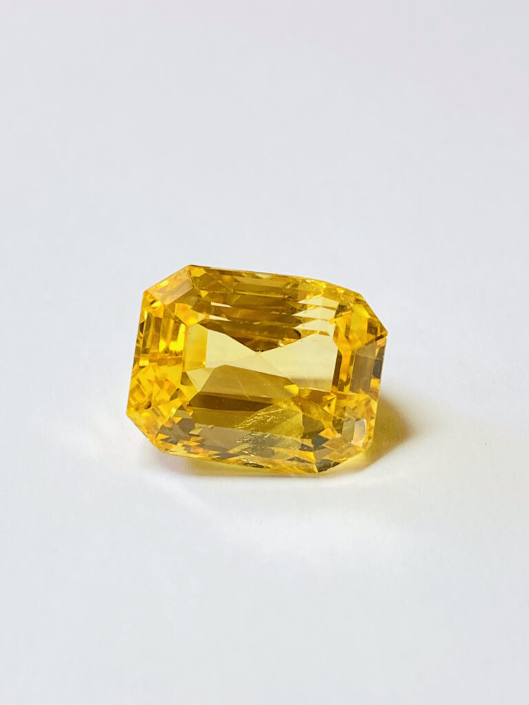 Yellow sapphire (Sold)