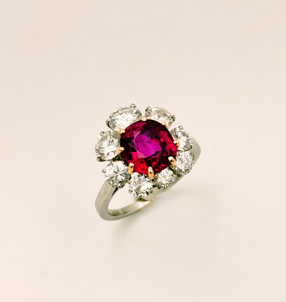 Van Cleef & Arpels ruby ring